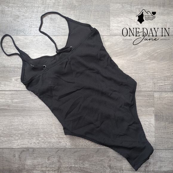 Aleumdr high Cut Cheeky Ribbed One Piece Swimsuit Size S - Picture 4 of 4